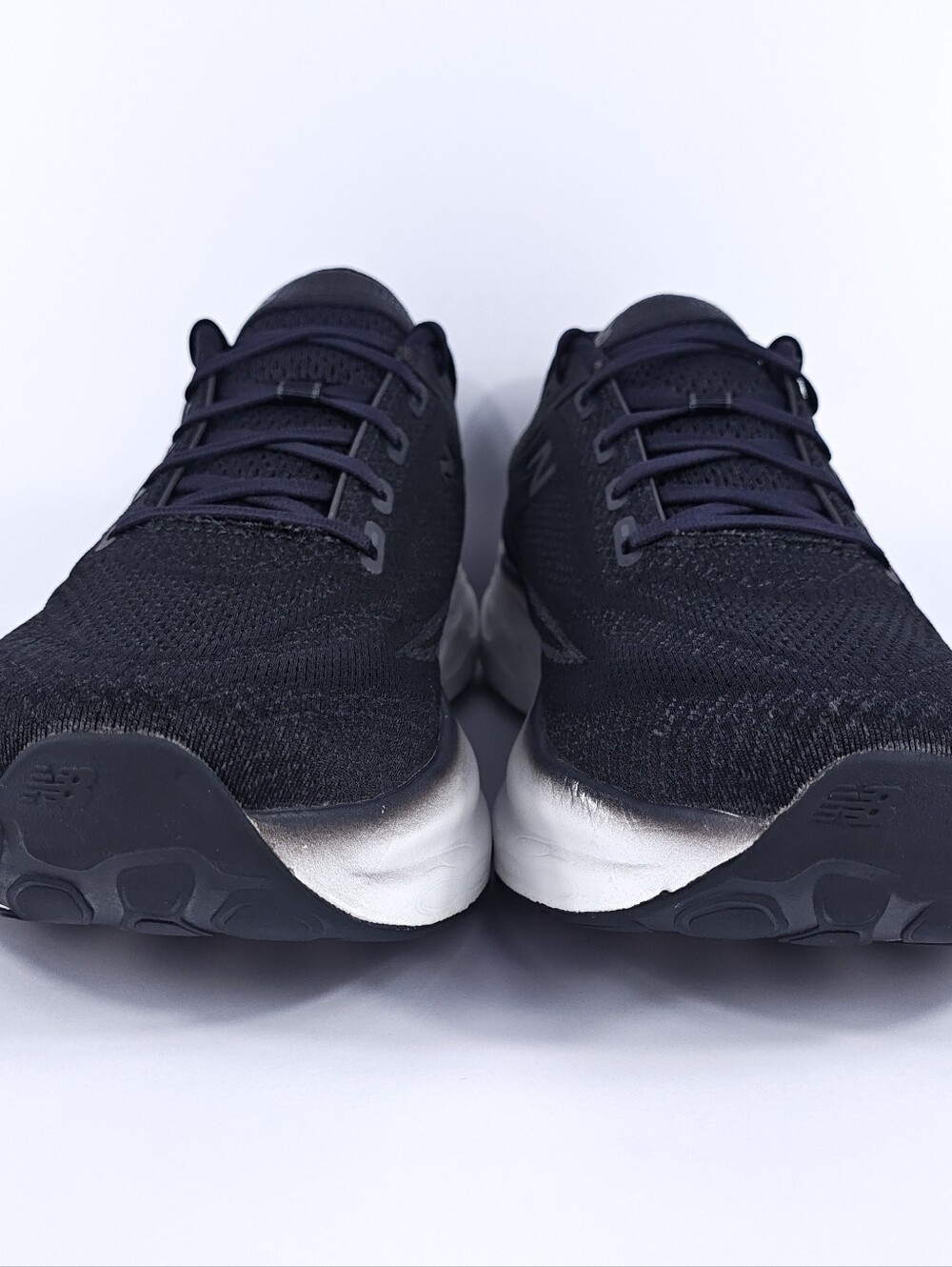 New Balance 1080 v13 Mens 12.5 Wide 2E Max Cushion Road Running Shoes Black - Picture 3 of 16